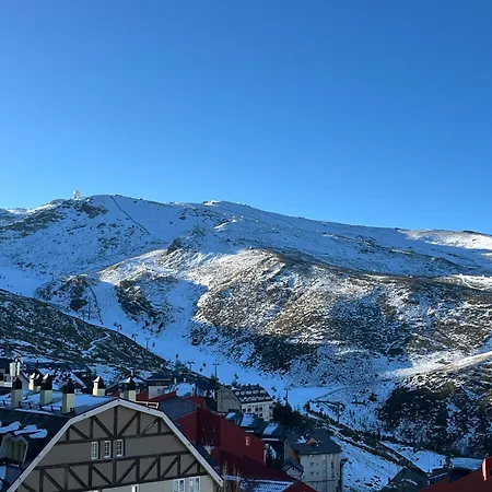Puesta De Sol Y Nieve شقة سْييرا نيفادا